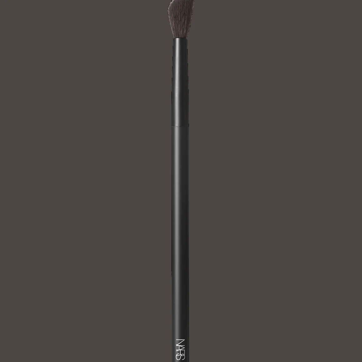 #10 Radiant Creamy Concealar Brush