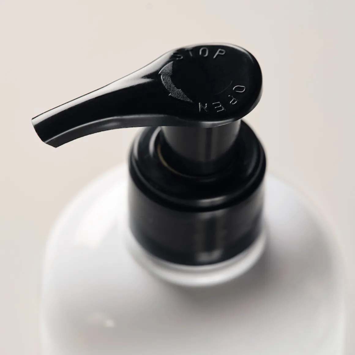 Encens Suave Hand and Body Lotion 300ml