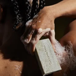 Eucalyptus Mandelic Exfoliating Bar 140gr