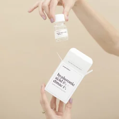 Hyaluronic Acid 5% + DMAE 1% 25ml