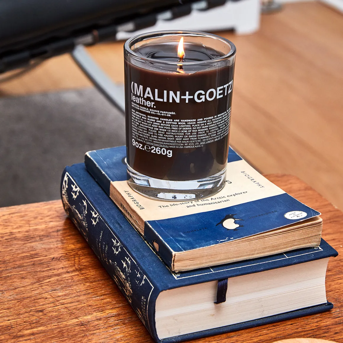 Leather Scented Candle 255gr