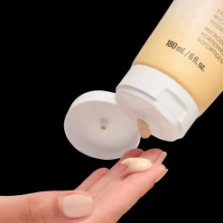 Microderm Instant Glow Body Polish 180ml