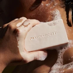 Strawberry Vitamin B5 Hydrating Bar 140gr